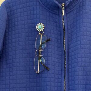 Rhinestone Magnetic Sunglass Eyeglass Badge Holder